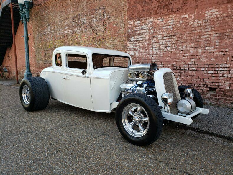 1932 White Ford Coupe Coupe