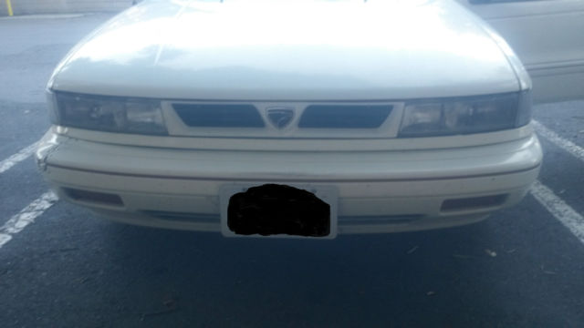 1992 White Ford Other Hatchback