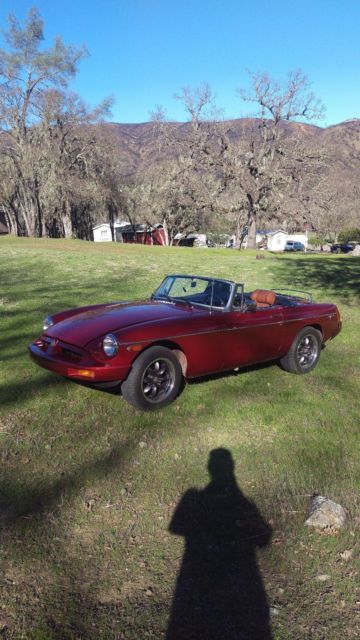 1977 Red MG MGB Convertible