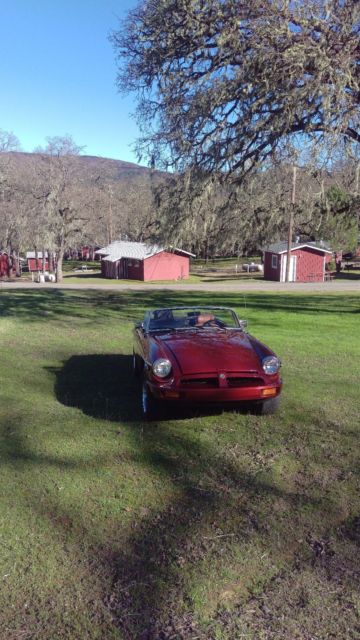 1977 Red MG MGB Convertible