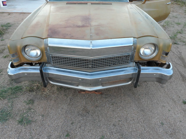 1973 Gold Chevrolet Monte Carlo