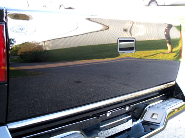 1994 Black Chevrolet S-10 pickup