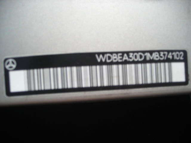 1991 Gold/Tan Mercedes-Benz E-Class sedan