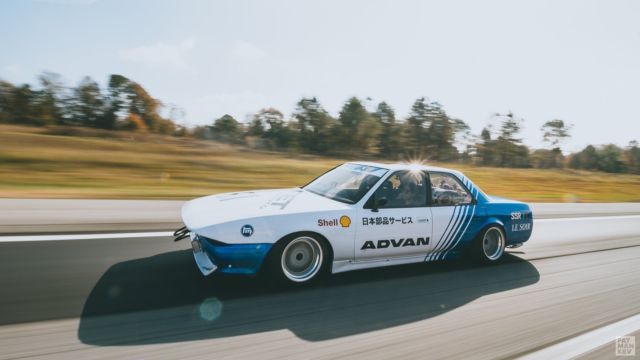 1991 White/Blue Toyota Cresta 1G-FE 15" SSR Formula Mesh Longnose Shaved Rear Show Car