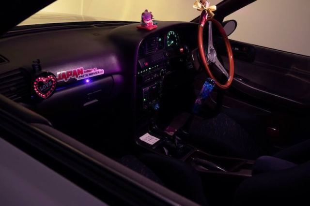 1991 White/Blue Toyota Cresta 1G-FE 15" SSR Formula Mesh Longnose Shaved Rear Show Car