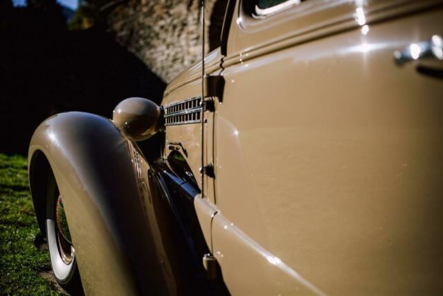 1938 Biege Chevrolet Master Coupe Coupe