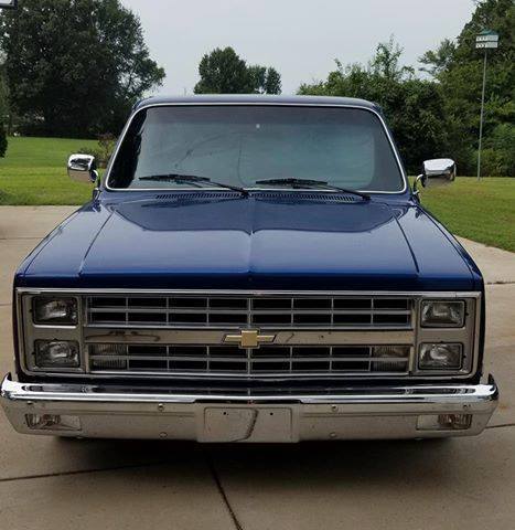 1985 Blue Chevrolet C-10 Standard Cab Pickup