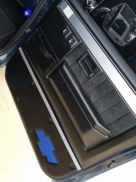 1985 Blue Chevrolet C-10 Standard Cab Pickup