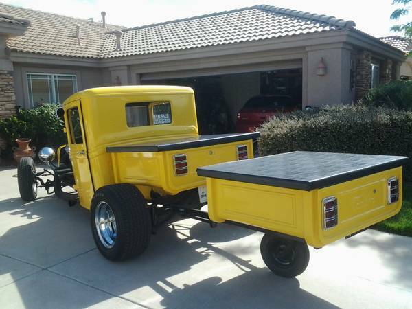 1932 Yellow Ford 1932 Ford Pick -Up Street Rod pick-up  coupe