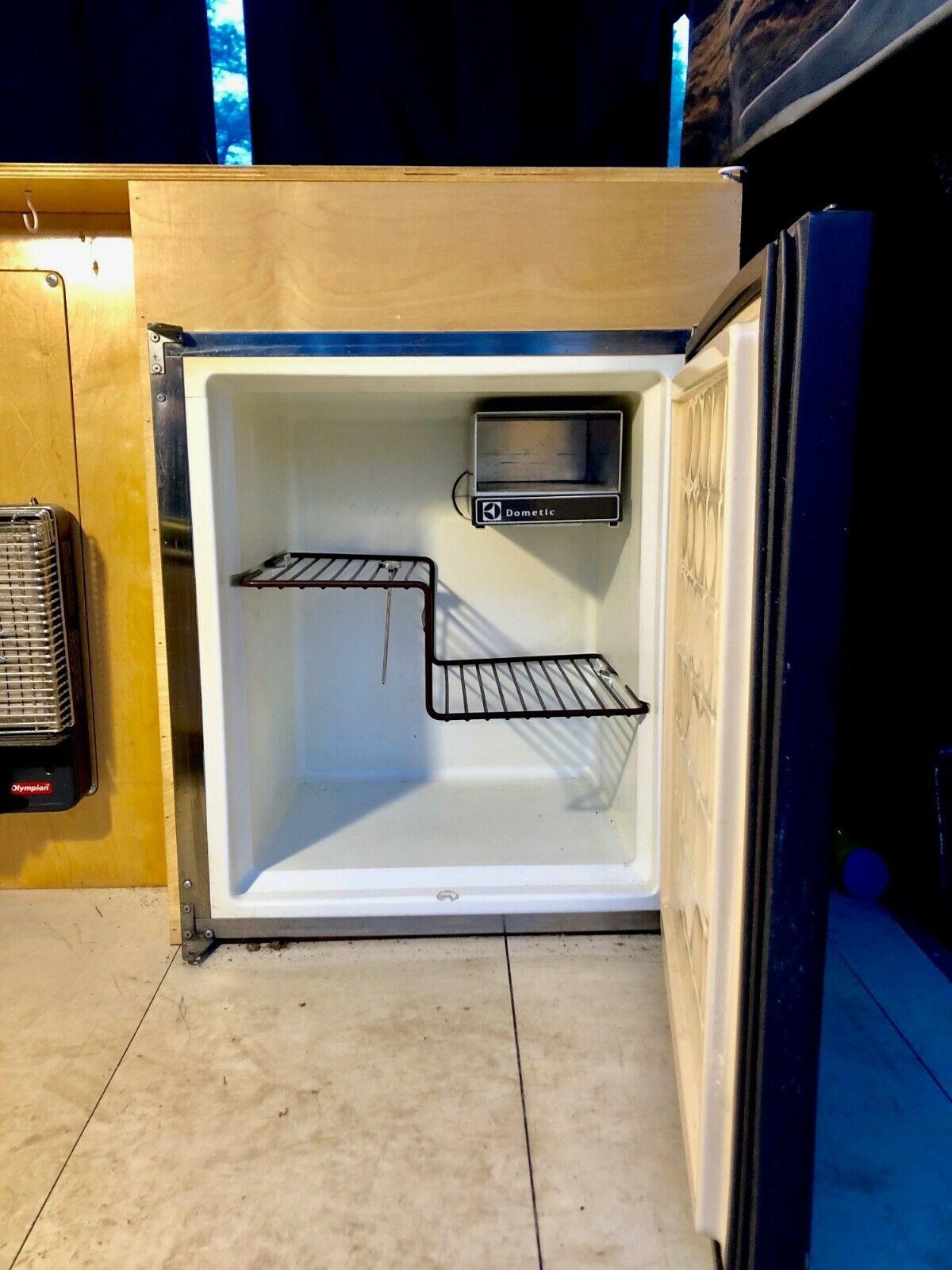 1976 White and Blue GMC C20 Van Camper