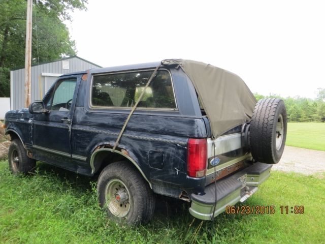 1993 Blue Ford Bronco