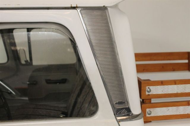 1963 White Chevrolet C10