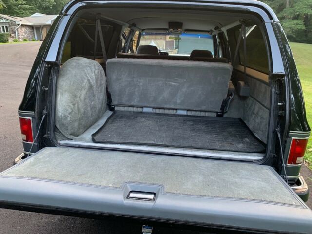 1989 Gray Chevrolet Suburban SUV