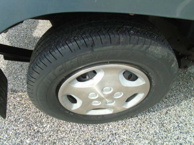 1993 GREEN Toyota Tacoma PICKUP TRUCK