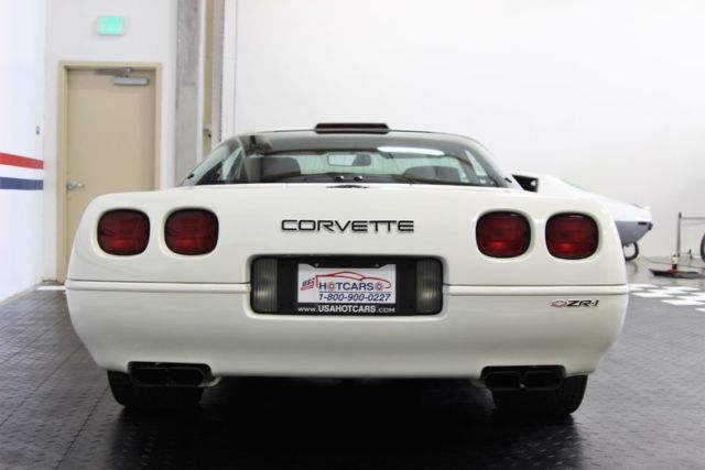 1991 White Chevrolet Corvette Coupe