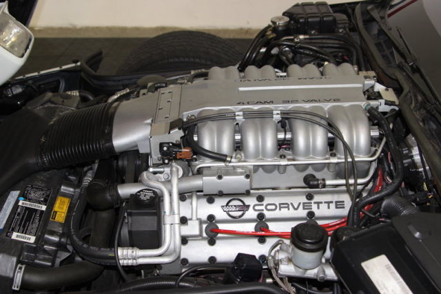 1991 White Chevrolet Corvette Coupe