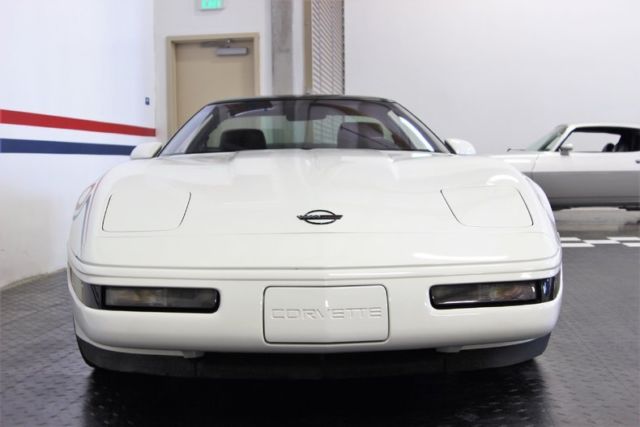 1991 White Chevrolet Corvette Coupe