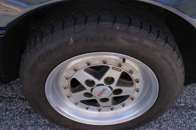 1988 Blue Chevrolet Corvette Coupe