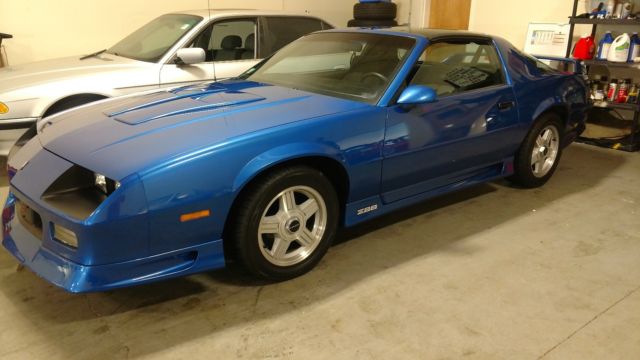 1991 Blue Chevrolet Camaro Coupe