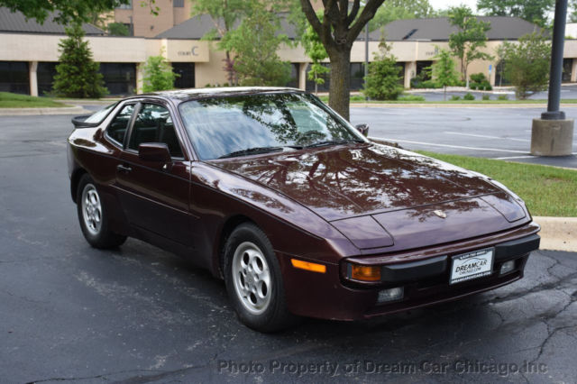 1987 Burgundy Porsche 944