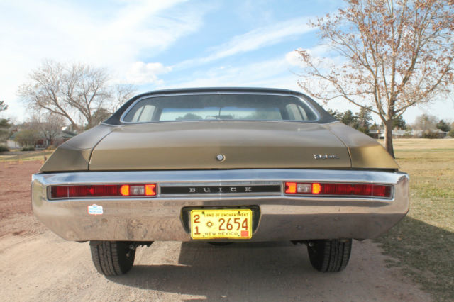 1970 Gold Buick Skylark Hardtop