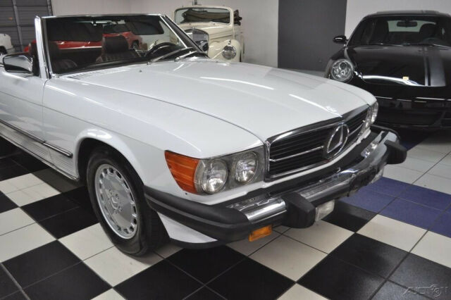 1986 White Mercedes-Benz SL-Class
