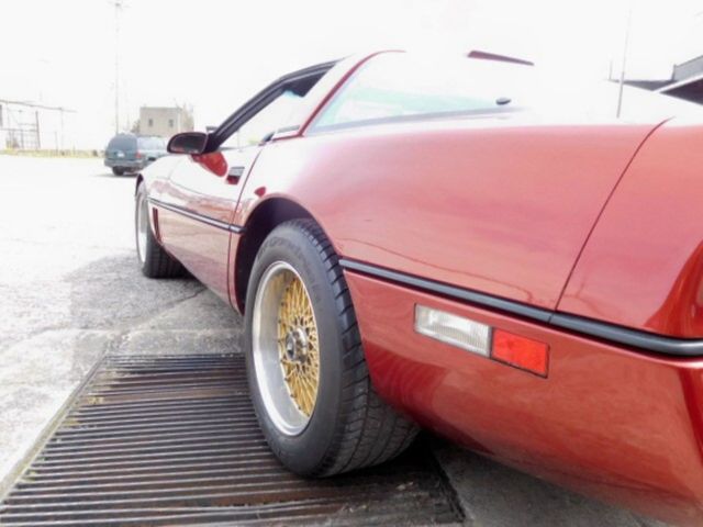 1987 Red Chevrolet Corvette Coupe