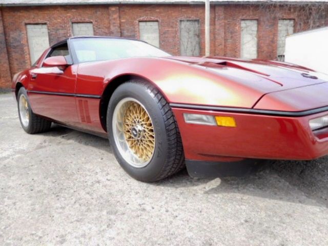 1987 Red Chevrolet Corvette Coupe
