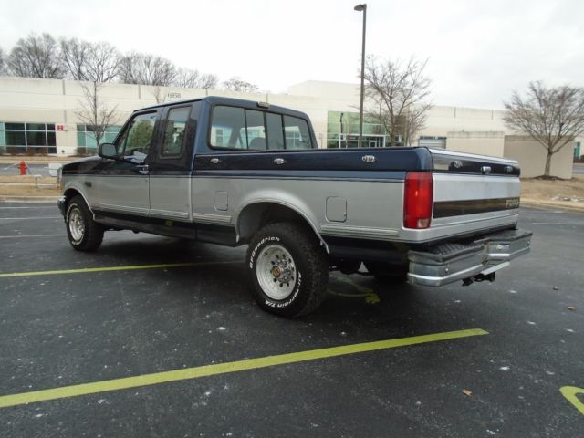 1992 BLUE/SILVER Ford F-150 Extended Cab Pickup