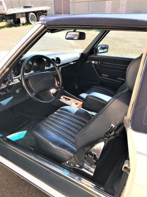 1989 White Mercedes-Benz SL-Class Convertible