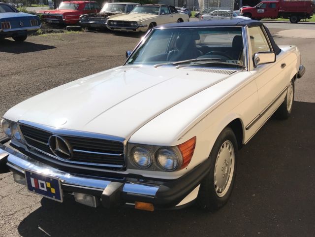 1989 White Mercedes-Benz SL-Class Convertible