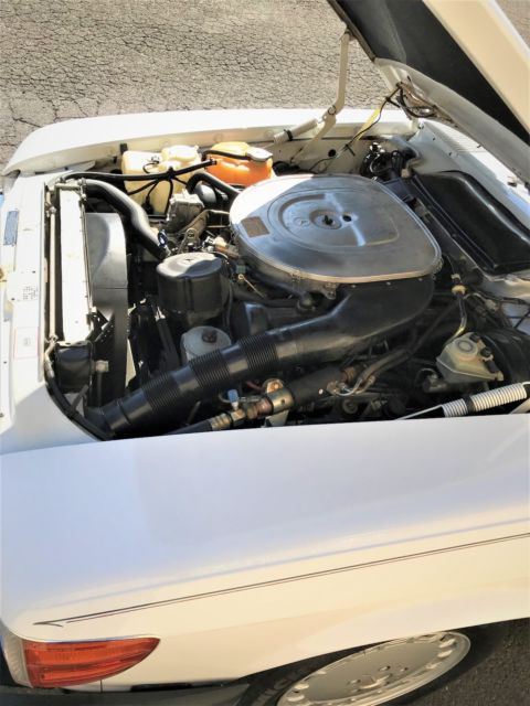 1989 White Mercedes-Benz SL-Class Convertible