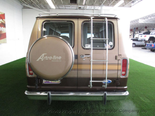 1986 Brown Ford E-Series Van
