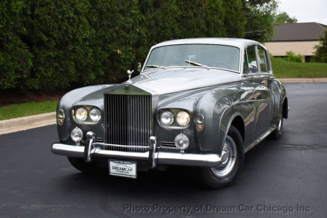 1963 Gray Rolls-Royce Silver Cloud III Sedan
