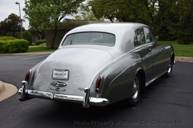 1963 Gray Rolls-Royce Silver Cloud III Sedan