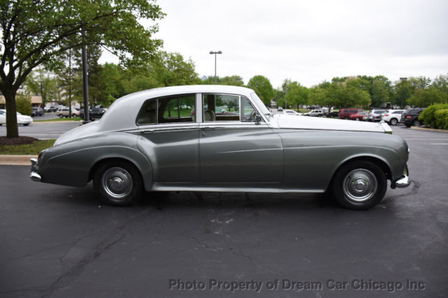1963 Gray Rolls-Royce Silver Cloud III Sedan