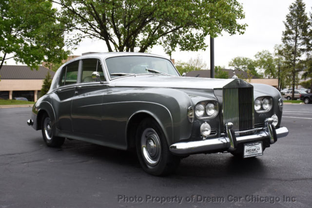 1963 Gray Rolls-Royce Silver Cloud III Sedan