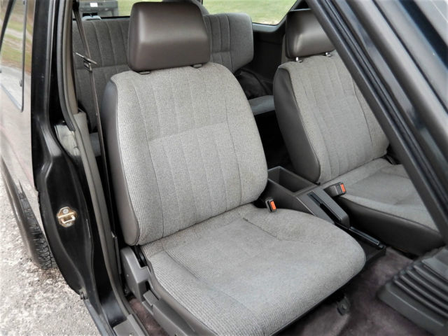 1987 Black Nissan Pathfinder SUV