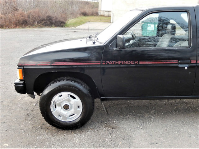 1987 Black Nissan Pathfinder SUV