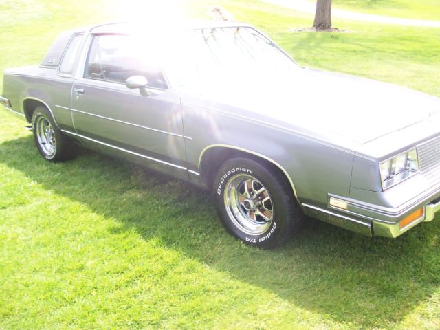 1993 Black BMW 7-Series Sedan