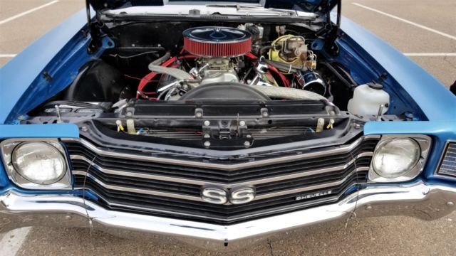 1972 Blue Chevrolet Chevelle Coupe