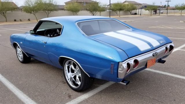 1972 Blue Chevrolet Chevelle Coupe
