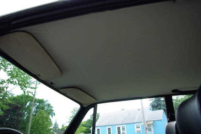 1972 Silver (Polaris Metallic) BMW 2002 Coupe