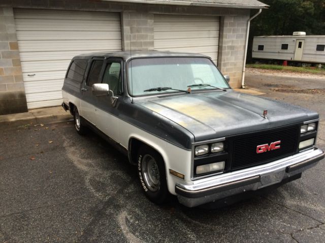 1990 Gray/white GMC Suburban SUV