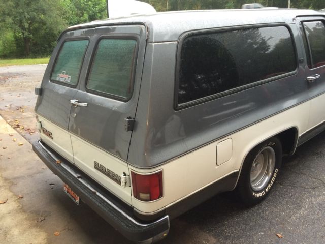1990 Gray/white GMC Suburban SUV