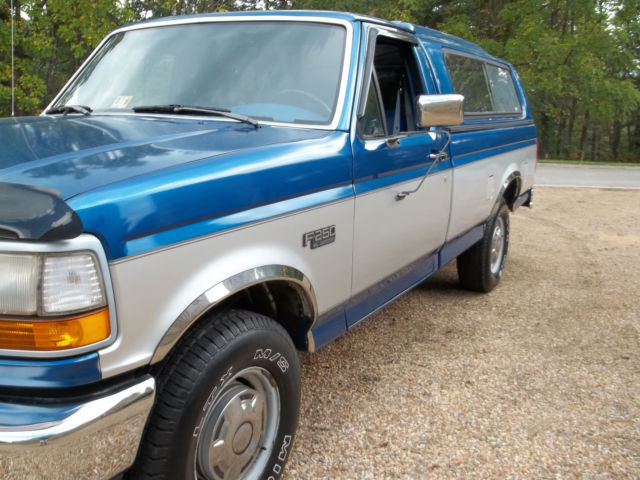 1993 Blue Ford F-250 Standard Cab Pickup