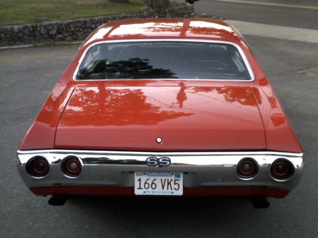 1972 Orange Chevrolet Chevelle Coupe