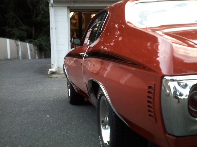 1972 Orange Chevrolet Chevelle Coupe