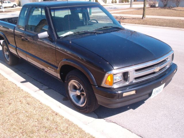 1994 Black Chevrolet Other Pickups Extended Cab Pickup