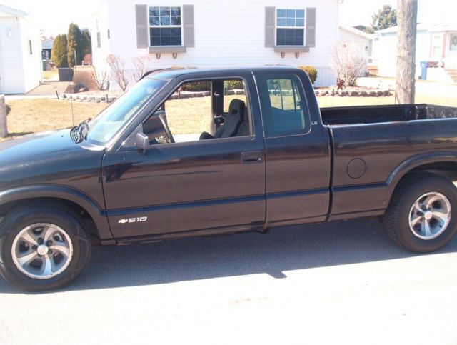 1994 Black Chevrolet Other Pickups Extended Cab Pickup